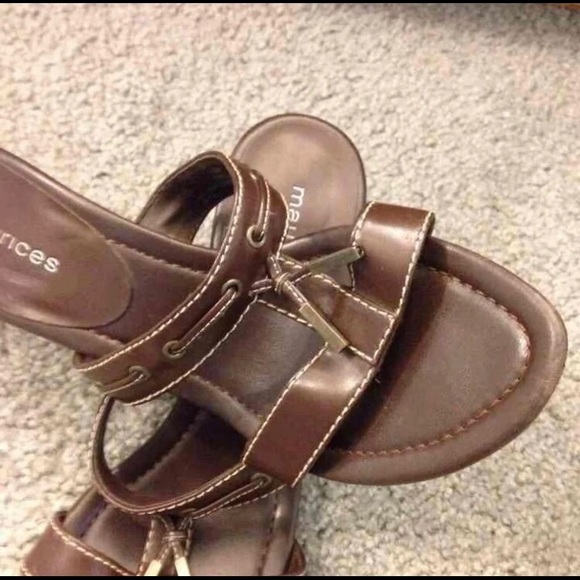 Heels - Picture 7 of 7